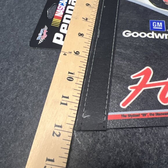 Kevin Harvick #29 Nascar Racing Pennant Limited Edition of 5000 - Picture 9 of 10